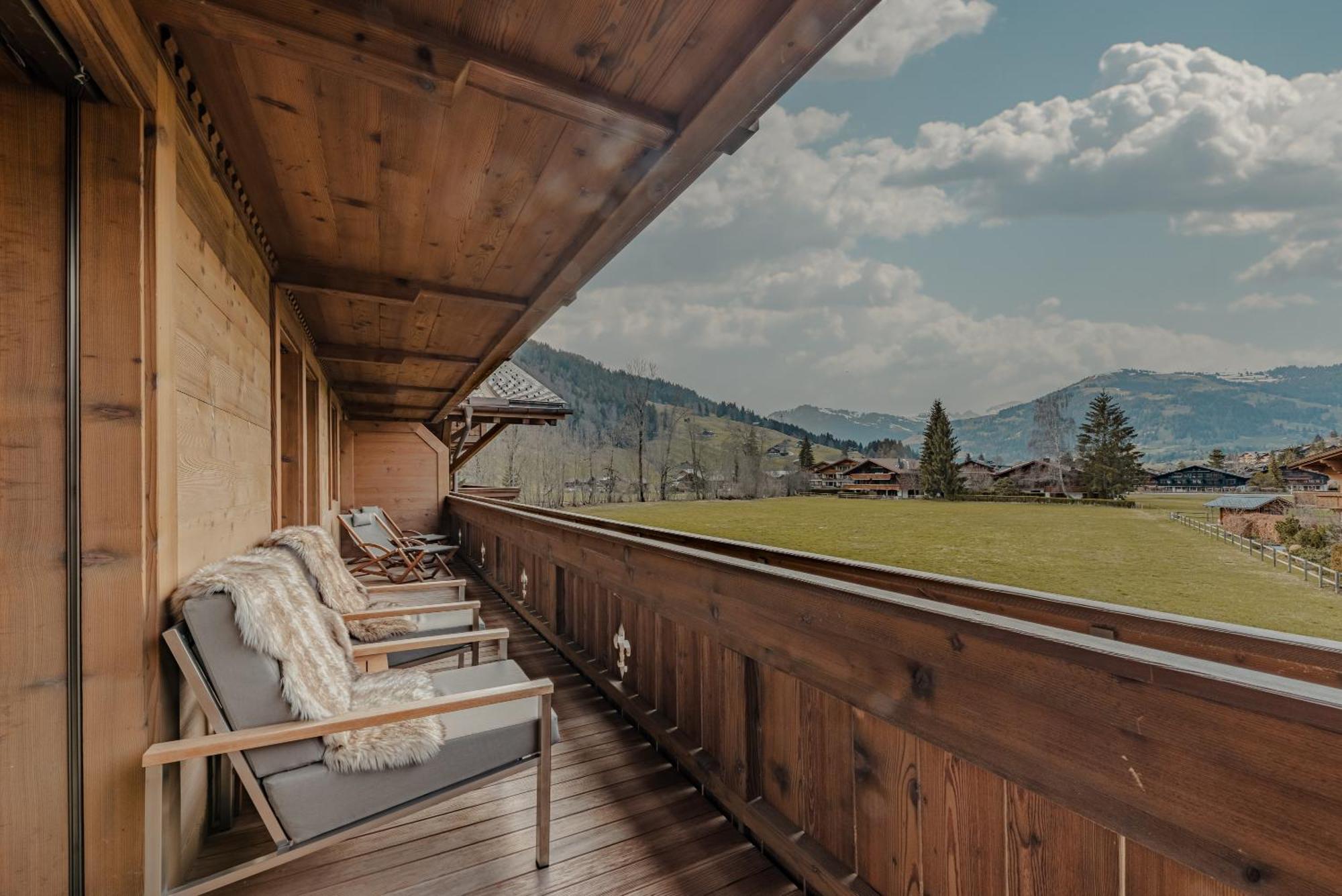 Ultima Hotel Gstaad Exterior photo